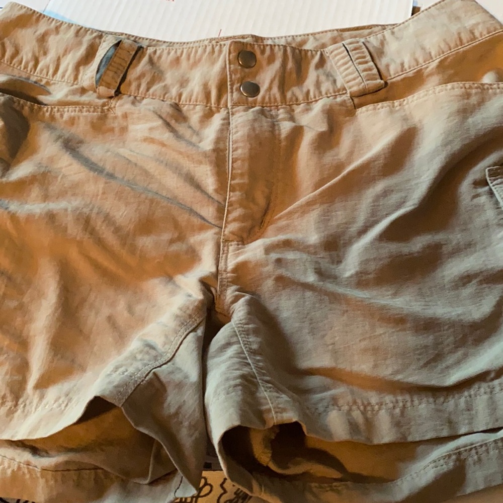 North face shorts like new